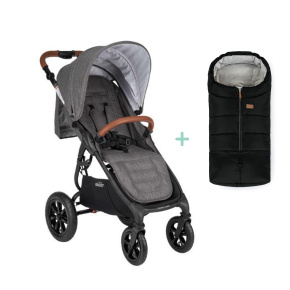 VALCO BABY Kočárek sportovní Sport Trend 4 Black Charcoal + PETITE&MARS fusak Jibot ZDARMA